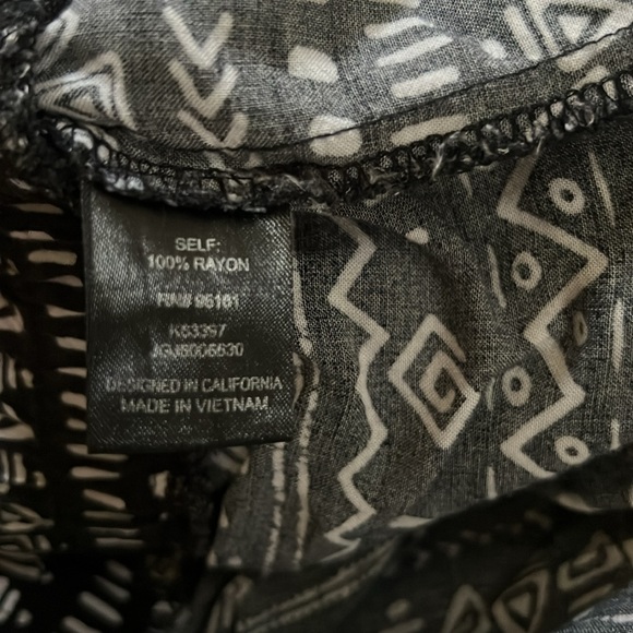 Black and White Patterned Women's Shorts - Picture 4 of 5